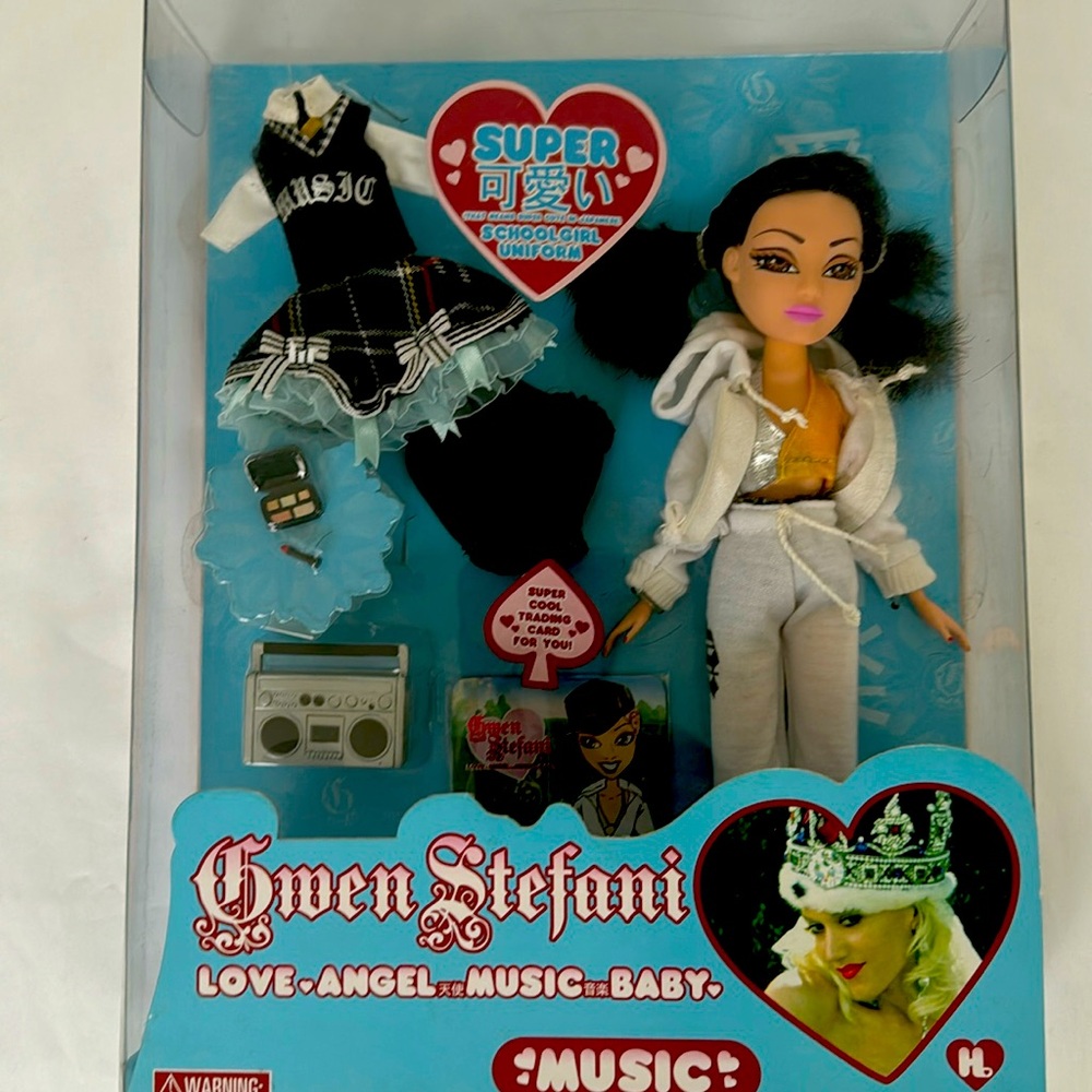 Harajuku Lovers MUSIC DOLL- Gwen Stefani 2006
